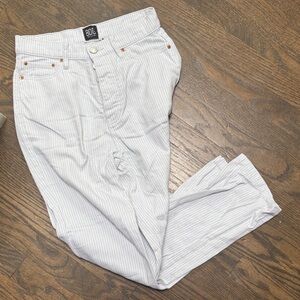 BDG DENIM Womans 26 urban outfitter